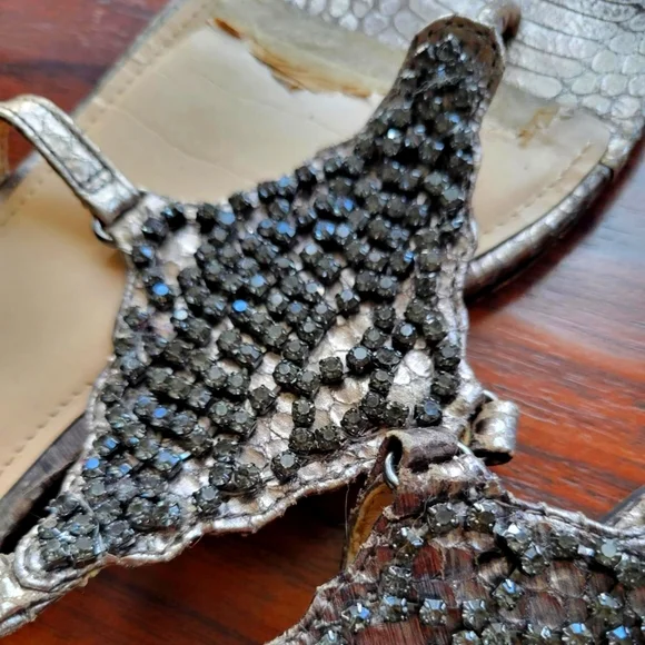 Vince Camuto Snakeskin Rhinestone Embellished Sandals Size 8.5 - Picture 4 of 7
